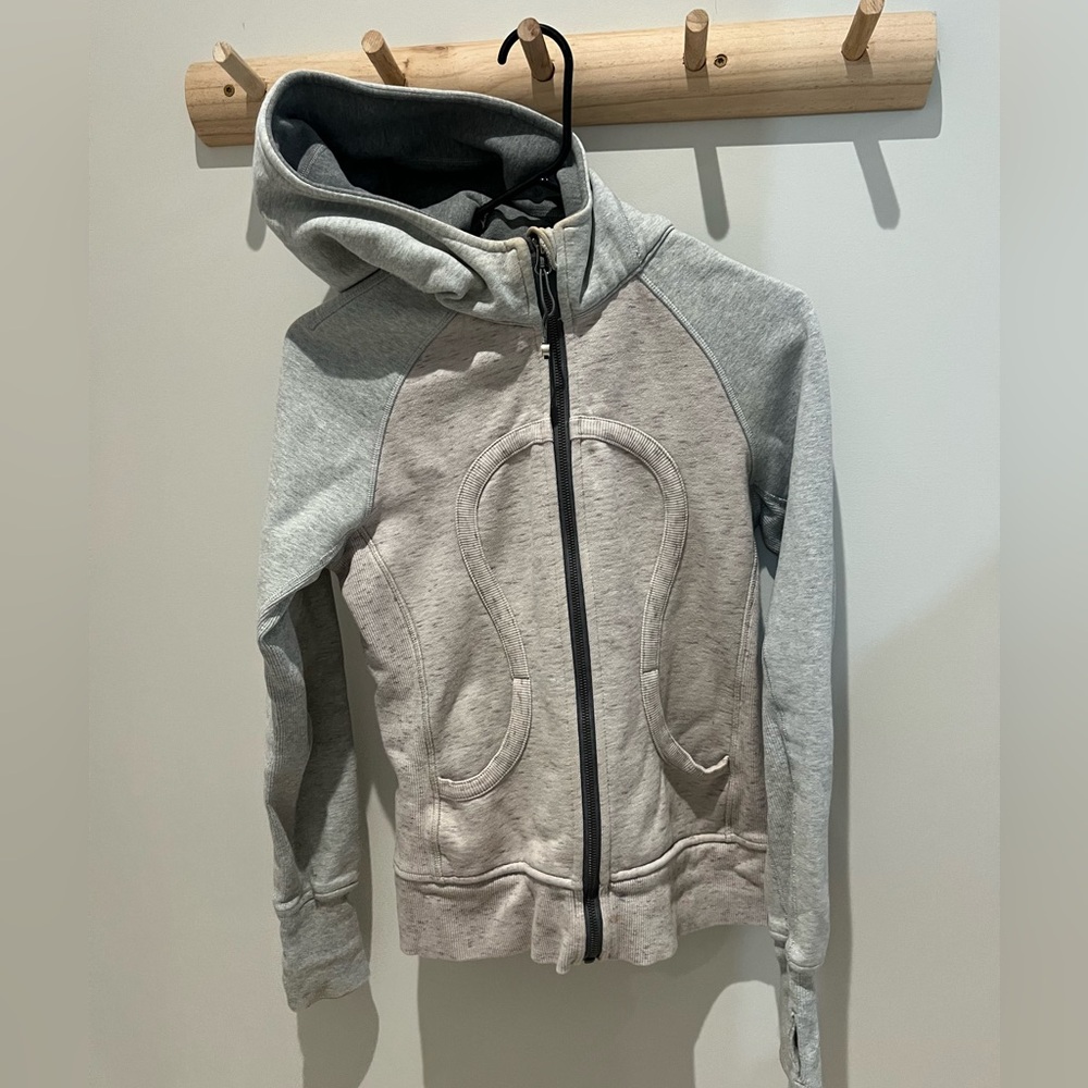 Lululemon women's size extra small heathered, gray and pink scuba hoodie